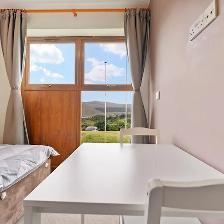 Errigal Hostel *